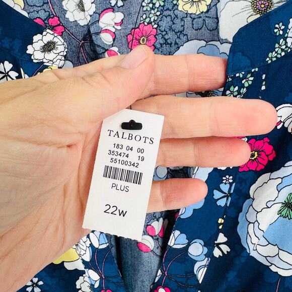 Talbots NWT Plus Size 22W Falling Blossoms Floral Wrap Dress Navy - Picture 5 of 9